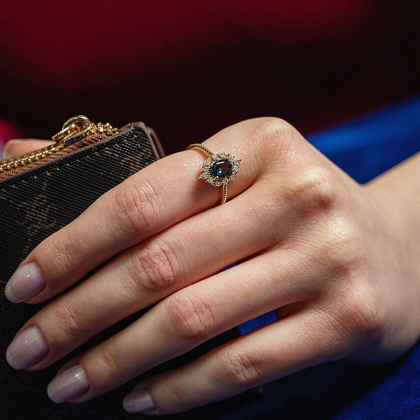 0,83 Karat London Blue Topaz Pırlanta Tasarım Yüzük - 3